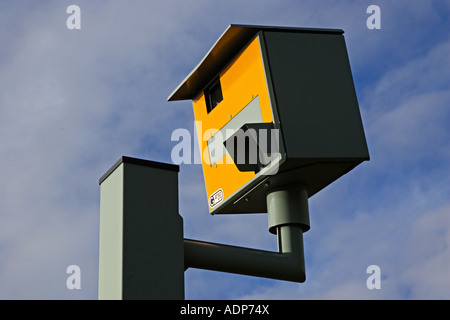 GATSO Blitzer auf der A40 Oxfordshire England United Kingdom Stockfoto