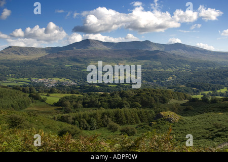 Cadair Idris Berg gesehen vom Abgrund Walk nahe Ortszentrum Gwynedd Snowdonia-Nationalpark Stockfoto