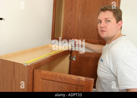 Miami Florida, Liberty City, Habitat for Humanity, Freiwillige Freiwillige Freiwillige Freiwillige ehrenamtliche Mitarbeiter, Teamarbeit zusammen Serv Stockfoto