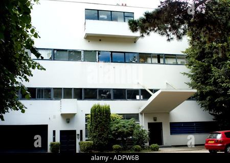 Paris, Frankreich 'Les Terrasses' Apartmentgebäude, entworfen von Le Corbusier, Architekt in Vuacresson Frankreich 'Villa Garches' Stahlbeton, 1960s Stockfoto