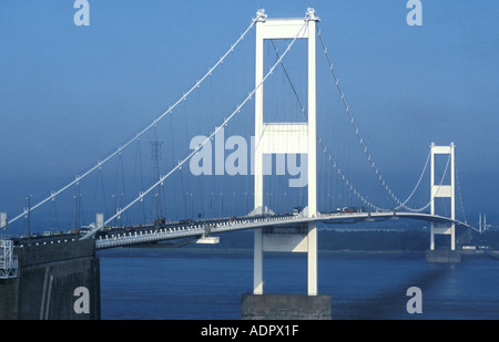 Die ersten Severnbrücke von der englischen Seite gesehen Stockfoto