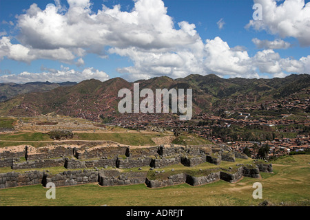 Sacsayhuaman Inka-Ruinen, alte Festung und Anden, Peru, Cusco (Cuzco), "Südamerika" Stockfoto