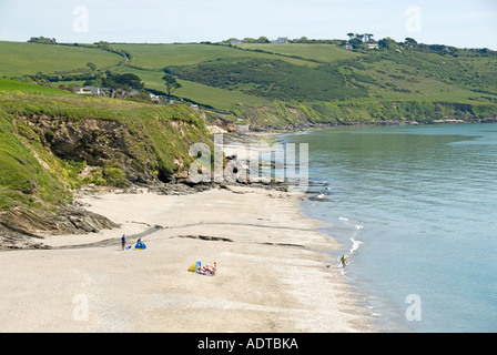 Pendower Beach und ländliche Landschaft an der Küste von Gerrans Bay in der Nähe von Veryan an der Südwestküste des Fußwegs auf der Roseland Peninsula Cornwall UK Stockfoto