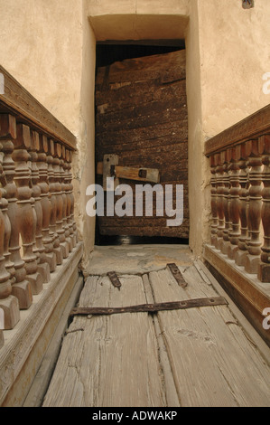 Eingang zum Obergeschoss des Roten Kloster Deir al Anba Bishoy oder Bishai, Pshoi, Bishoi im Wadi el-Natrun Ägypten Stockfoto