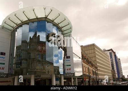 Wales Cardiff Centre Queen Street Einkaufsviertel Capitol Centre Stockfoto