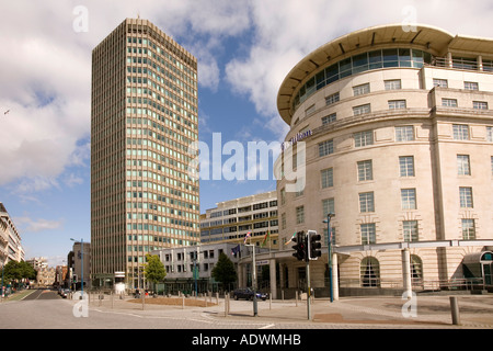 Wales Cardiff Centre Kingsway Greyfriars Road Capital Tower und Hilton Hotel Stockfoto