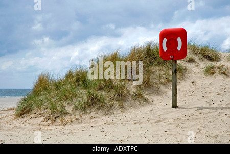 Rettungsring auf Aberdovey Strand Gwynedd Nord-Wales Stockfoto