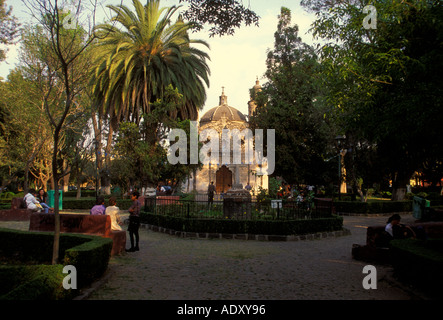 Plaza de la Conchita, Kapelle der Unbefleckten Empfängnis, die Römisch-katholische Kirche, Katholizismus, Coyoacan, Mexico City, Distrito Federal, Mexiko Stockfoto