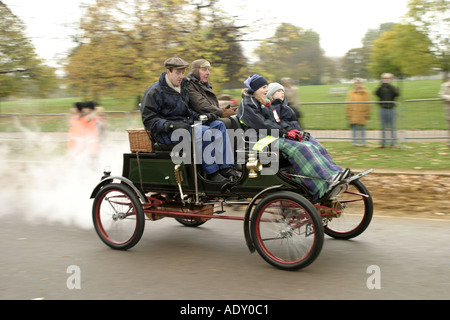 Oldtimer auf der jährlichen London nach Brighton Auto laufen Stockfoto