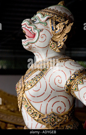 Galionsfigur auf eines der zeremoniellen königlichen Barken in Bangkok Stockfoto