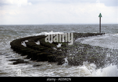 Die Cobbold Punkt, Küstenmeeres Verteidigung, Felixstowe, Suffolk. VEREINIGTES KÖNIGREICH. Stockfoto