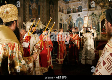 Steinschnittlage Priester Mönch Symbol St Sofia Alexander Nevsky Kirche Kathedrale Christentum orthodoxe Religion alte Erbe sicher weiß Stockfoto