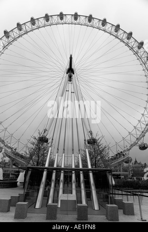 British Airways London Eye in schwarz / weiß Stockfoto