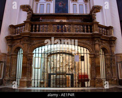 Uncorrupted Arm des St. Vinzenz Märtyrer. Santa Maria di Valencia Kathedrale Metropolitan Basilika. Valencia. Spanien Stockfoto