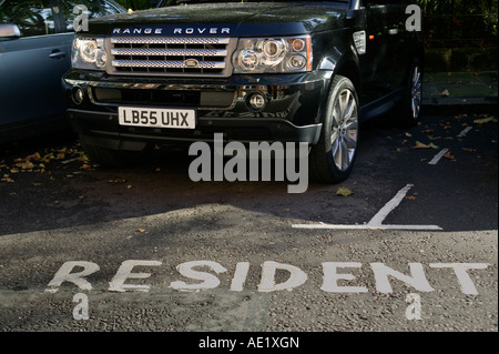 Range Rover geparkt resident Bucht Chelsea London UK 2006 Stockfoto