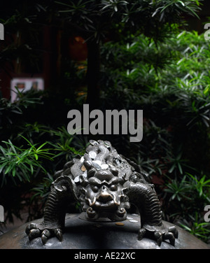 glücklichen Drachen Skulptur Shanghai China Stockfoto