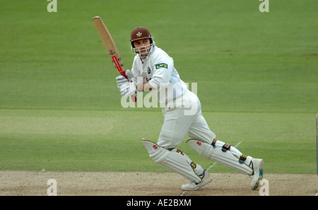 Surrey und ex-England spielt Schlagmann Mark Ramprakash ein Schuss gegen Sussex im Hove Cricket Ground UK Stockfoto