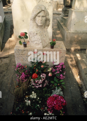 Türen-Grab von Jim Morrison in den Friedhof Pere Lachaise in Paris Stockfoto