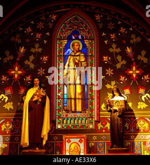 Frankreich-Abtei St. Michel De Frigolet St-Bernard & St. Therese von Lisieux Stockfoto