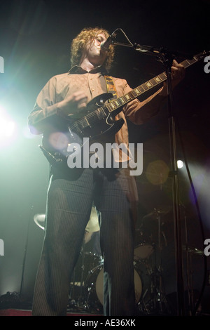 Die Zutons und David McCabe im Konzert UK 2006 Leas Cliff Hall Folkestone Kent Stockfoto