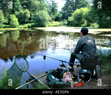 Angler Pysgodllyn Fawr See Hensol Wald Vale von Glamorgan-Süd-wales Stockfoto