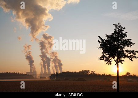 Kohle-Kraftwerk im Morgenlicht Cottbus Deutschland Stockfoto