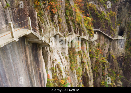 Wanderweg, Xihai (Westmeer) Tal, Berg Huangshan (Yellow Mountain), UNESCO World Heritage Site, Provinz Anhui, China Stockfoto