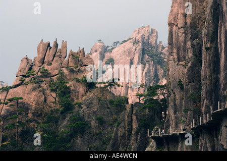 Wanderweg, Xihai (Westmeer) Tal, Berg Huangshan (Yellow Mountain), UNESCO World Heritage Site, Provinz Anhui, China Stockfoto