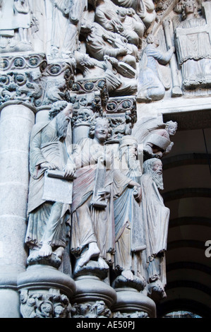 Details aus der Veranda La Gloria, ein Meisterwerk der romanischen Kunst, Catedral de Santiago, Santiago de Compostela, Galicien, Spanien Stockfoto