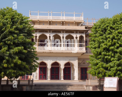 Jaipur City Palace - Mubarak Mahal oder "Palast der Willkommen" Gehäuse textilen Abschnitt der Maharaja Sawai Man Singh II-Museum Stockfoto