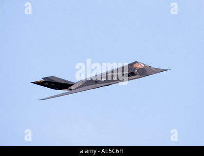 84 0825 United States Air Force Lockheed F 117A Nighthawk Stealth Bodenangriffsflugzeug. Stockfoto