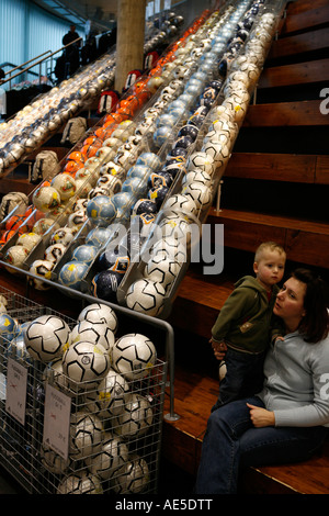 Adidas Headquarter und Factory Outlet in Herzogenaurach, Deutschland Stockfoto