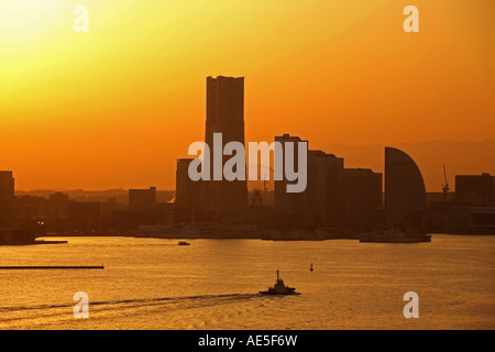 Der Abend Ansicht von Minato Mirai 21 in Yokohama am Meer Japan Asien Stockfoto