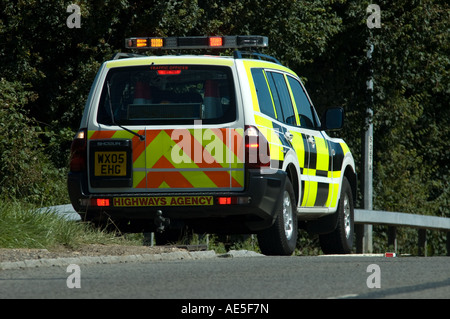 Landstraßen Agentur Traffic Officer gesundheitsbelastenden Teilnahme an einem Unfall oder einer Stockfoto