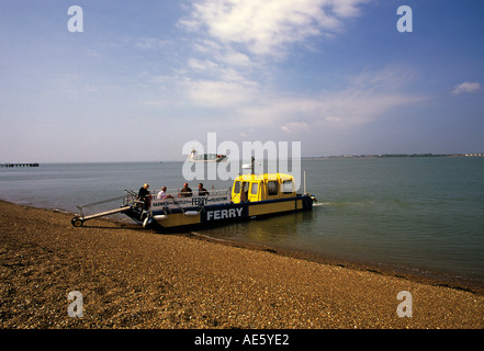 Passagierfähre Betrieb einen Shuttle-Service zwischen Harwich Stadt und Shotley Landung von Felixstowe dockt Suffolk Stockfoto