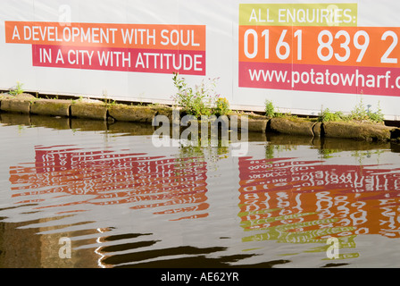 Horten Reflexion in Rochdale Kanal Manchester UK Stockfoto