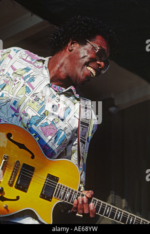 BUDDY GUY führt auf der Garten-Bühne auf dem MONTEREY JAZZ FESTIVAL in Kalifornien Stockfoto