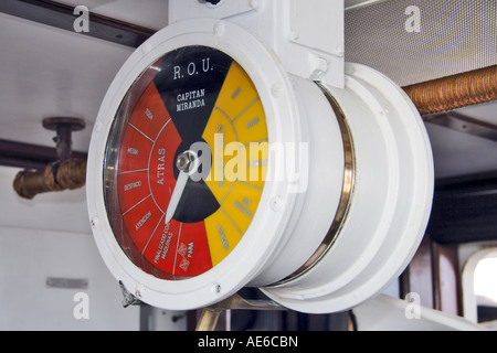 Maschinenraum Telegraph von Capitan Miranda Schulschiff. Stockfoto