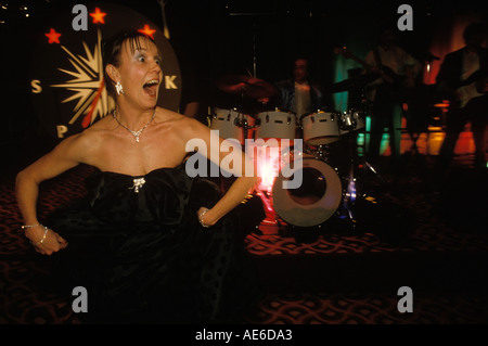 Mitte England Wohltätigkeitsball am London Hilton Hotel England 1980 s UK HOMER SYKES Stockfoto