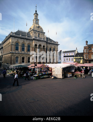 Markt auf dem Platz vor dem Rathaus Ipswich Suffolk Stockfoto