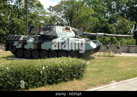 Deutscher Panzer Leopard 1A4 Kaliber 105 mm Stockfoto