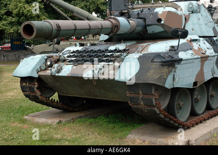 Deutscher Panzer Leopard 1A4 Kaliber 105 mm Stockfoto