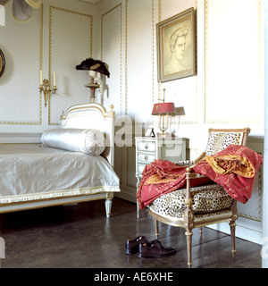 Periode Schlafzimmer in einem renovierten georgianischen Haus, London Stockfoto