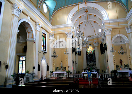 Innerhalb des Sankt-Lorenz-Kirche, SAR, Macau, China Stockfoto