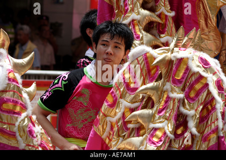 Chinesische nationalistische Hong Kong Wiedervereinigung mit China Parade, Dragon Custome. Stockfoto