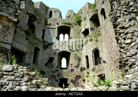 Der große Turm an der Raglan Castle Monmouthshire South East Wales UK Stockfoto