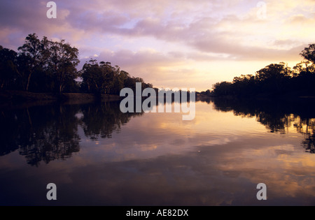 Sonnenuntergang über "Murray River" Australien Stockfoto