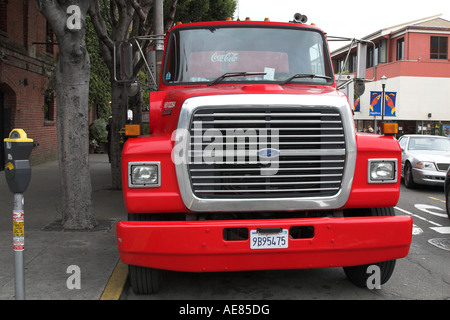 Alter Coca Cola LKW geparkt in San Francisco Stockfoto