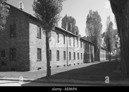 Die ursprünglichen Gefängnis Blöcke in Auschwitz-Birkenau wurden zuvor die polnische Kaserne, Polen. Stockfoto