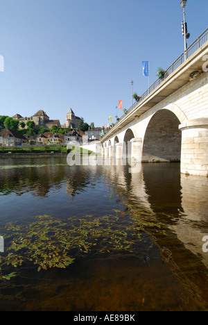 Brücke über den Fluss Creuse, Le Blanc, Indre, Frankreich. Stockfoto